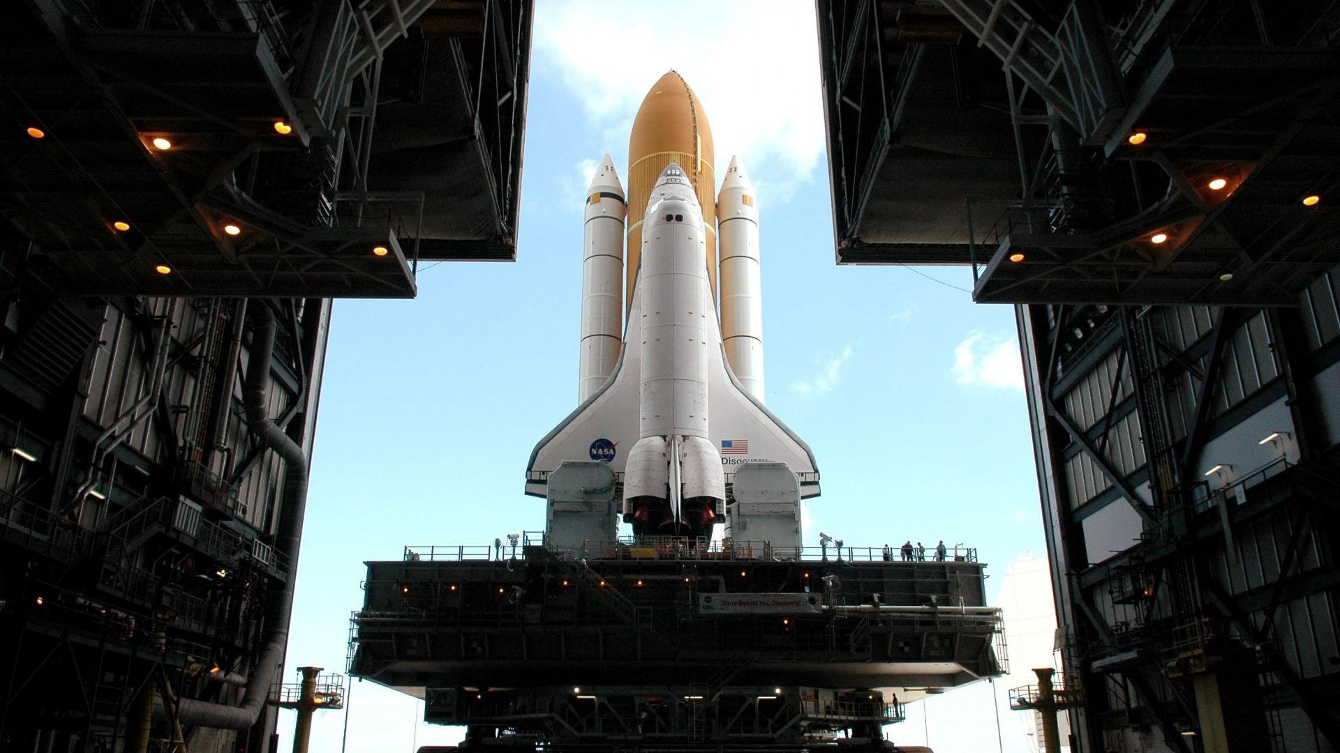 东契奇掌控全场,雄鹿掘金上演惊魂夜