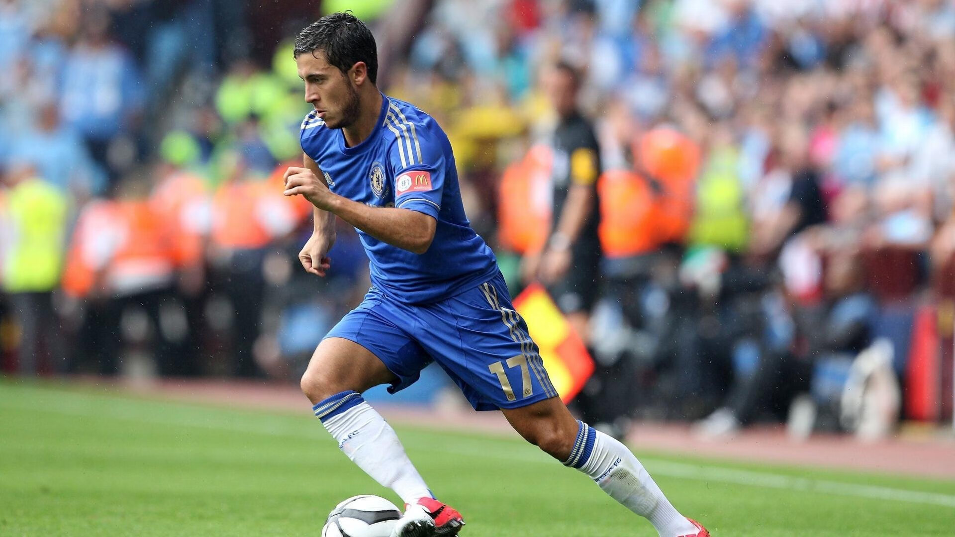 绿茵场与木地板,当世界杯的激情遇见篮球的惊雷